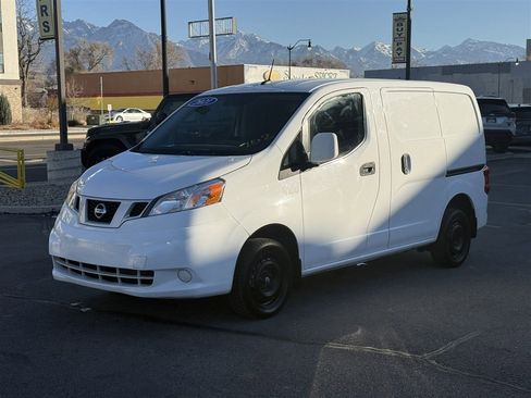 Used 2021 Nissan NV200 SV image 3