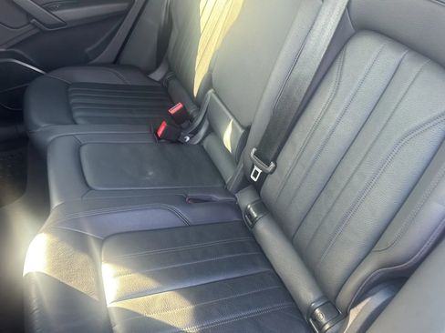 Used 2018 Audi Q5 2.0T Premium Plus w/ Premium Plus Package image 19