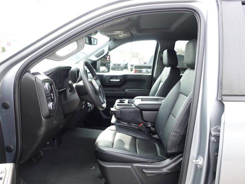 Used 2023 GMC Sierra 1500 Pro w/ Pro Value Package AWD/4WD image 17