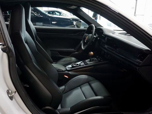 Used 2025 Porsche 911 Carrera T image 38