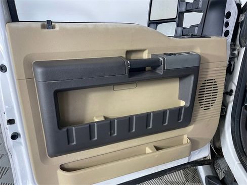 Used 2015 Ford F350 Lariat w/ Lariat Ultimate Package image 11