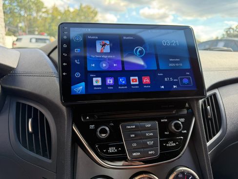 Used 2013 Hyundai Genesis 3.8 image 33