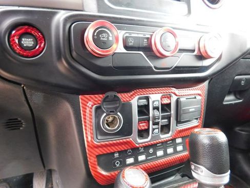 Used 2020 Jeep Gladiator Sport w/ Quick Order Package 24S image 29