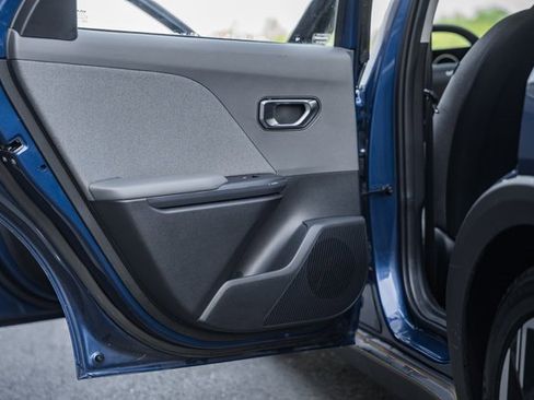 Used 2025 Kia K4 EX image 34