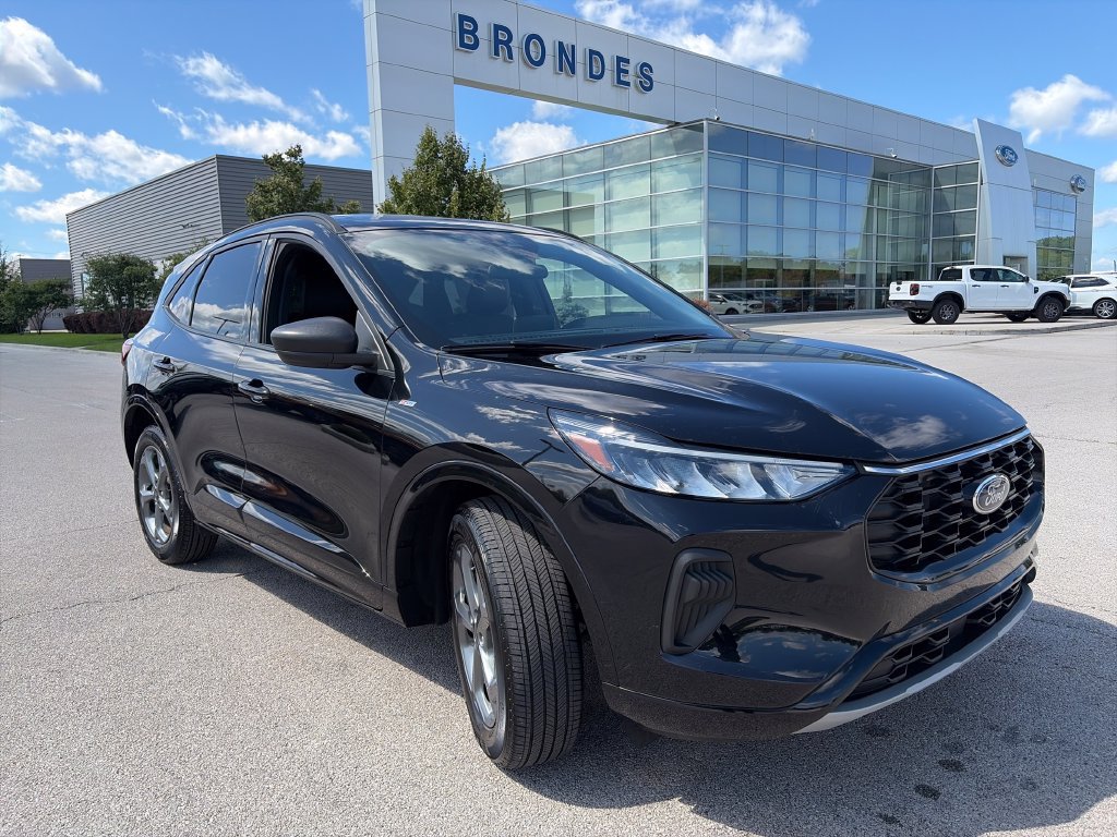 Used 2023 Ford Escape ST-Line AWD/4WD 360° Tour
