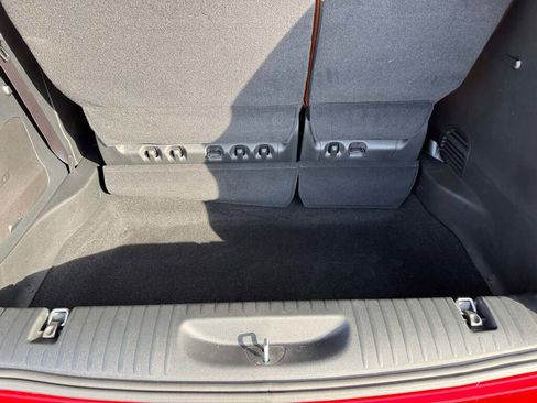 New 2026 Chrysler Pacifica Pinnacle image 19