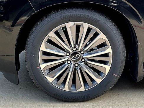 New 2025 INFINITI QX80 Sensory image 26