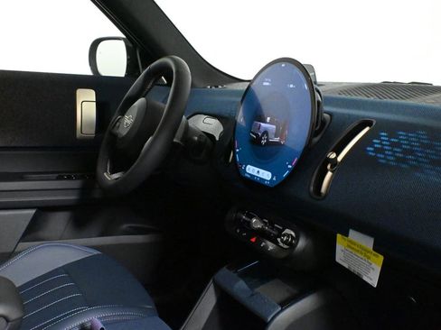 Used 2025 MINI Cooper Countryman S w/ Comfort Package Max image 36