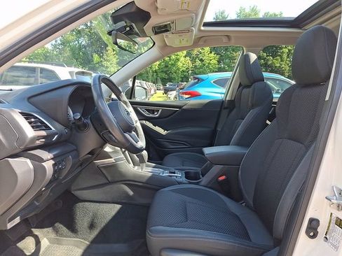 Used 2024 Subaru Forester Premium AWD/4WD image 14