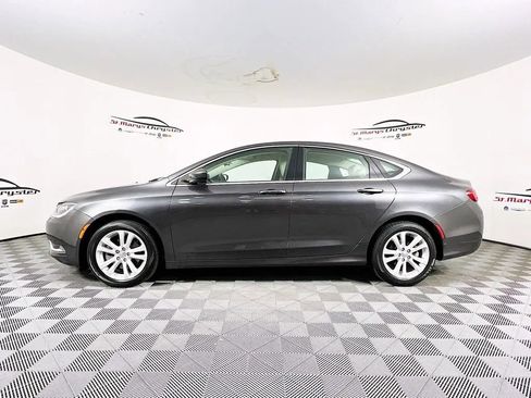 Used 2015 Chrysler 200 Limited w/ Convenience Group image 29