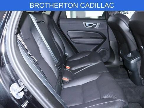 Used 2025 Volvo XC60 B5 Plus AWD/4WD image 29