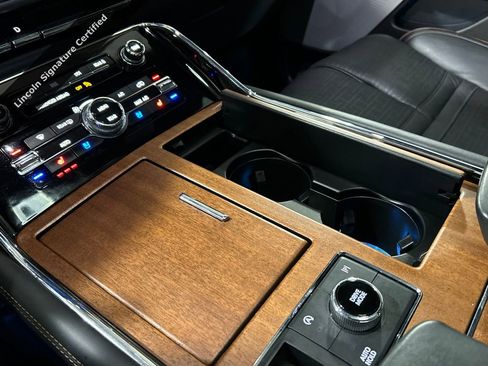 Certified 2023 Lincoln Navigator Black Label AWD/4WD image 20