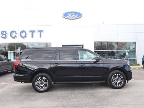 New 2025 Ford Expedition Max Active image 17