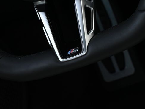 Certified 2024 BMW 760i xDrive w/ Executive Package image 26