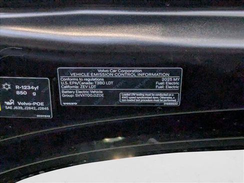 New 2025 Volvo EX90 Ultra image 19