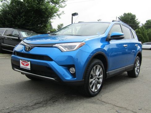Used 2016 Toyota RAV4 Limited AWD/4WD image 3