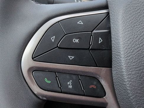 Used 2022 Jeep Cherokee Latitude Lux w/ Sun & Sound Group image 26