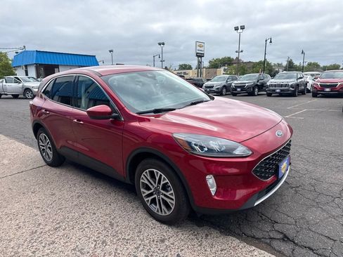 Used 2022 Ford Escape SEL w/ Technology Package AWD/4WD image 6
