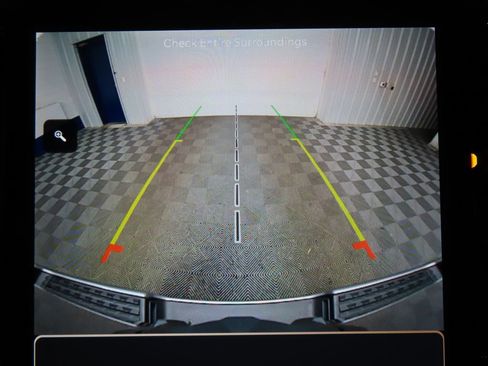 Used 2023 RAM 1500 Big Horn image 15