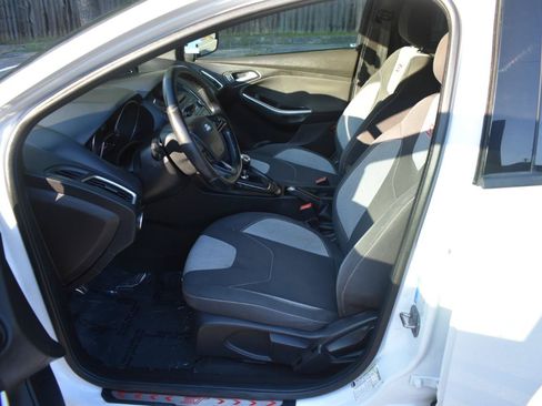 Used 2016 Ford Focus ST FWD image 12