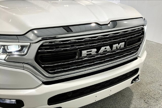 Used 2022 RAM 1500 Limited w/ Body-Colour Bumper Group AWD/4WD image 42