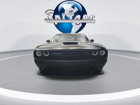Used 2020 Dodge Challenger R/T image 4