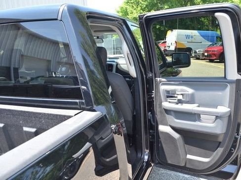 Used 2024 RAM 1500 Classic SLT AWD/4WD image 31