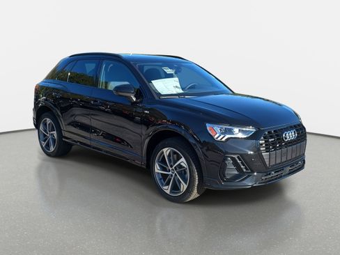 New 2025 Audi Q3 2.0T Premium image 3