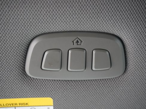 Used 2016 Ford F150 Lariat AWD/4WD image 30