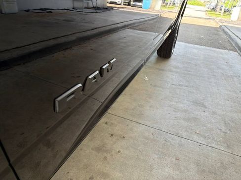 Used 2026 RAM 2500 Limited AWD/4WD image 19