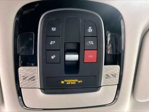 Used 2023 Hyundai Palisade SEL w/ Premium Package image 27