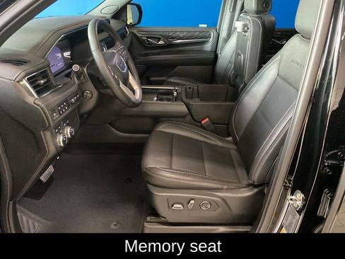 Used 2023 GMC Yukon Denali image 8