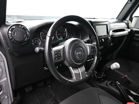 Used 2016 Jeep Wrangler Unlimited Sport AWD/4WD image 12