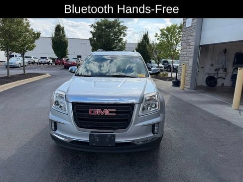 Used 2016 GMC Terrain SLE w/ Chrome Edition FWD image 2