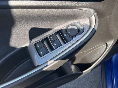 Used 2023 Chevrolet Malibu RS image 14