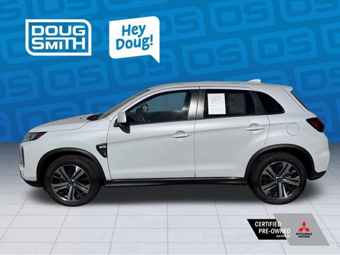 Used 2025 Mitsubishi Outlander Sport ES AWD/4WD image 2