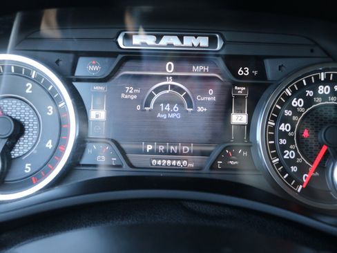 Used 2024 RAM 2500 Laramie w/ Sport Appearance Package image 20