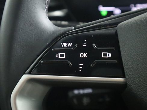 Used 2025 Audi Q5 Premium w/ Convenience Package image 13