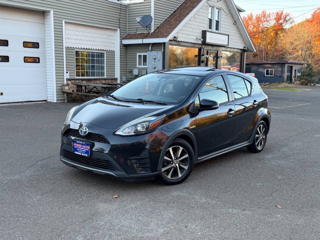 Used 2018 Toyota Prius C Three FWD image 2