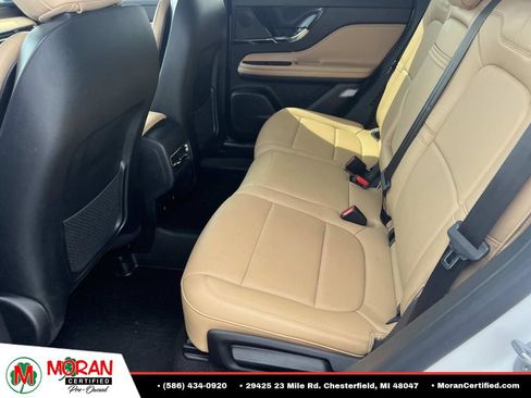 Used 2023 Lincoln Corsair Reserve AWD/4WD image 13