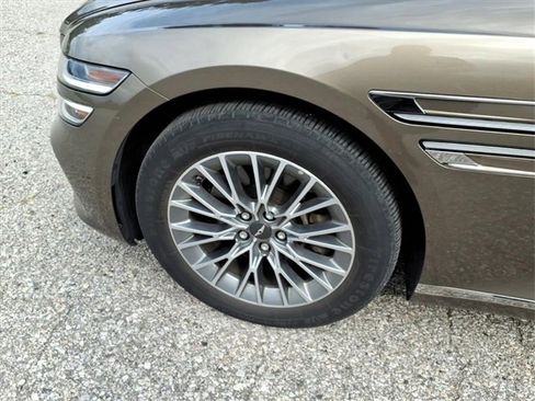 Used 2023 Genesis G80 2.5T image 4