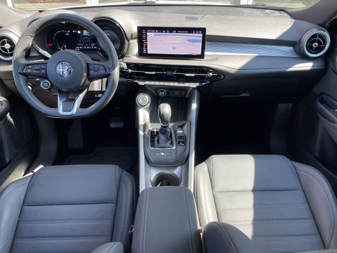 Certified 2024 Alfa Romeo Tonale Ti w/ Active Assist Package image 27