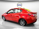 Used 2019 Toyota Yaris LE image 5