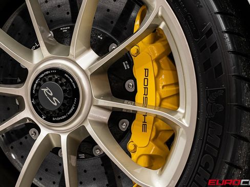 Used 2019 Porsche 911 GT2 RS image 29