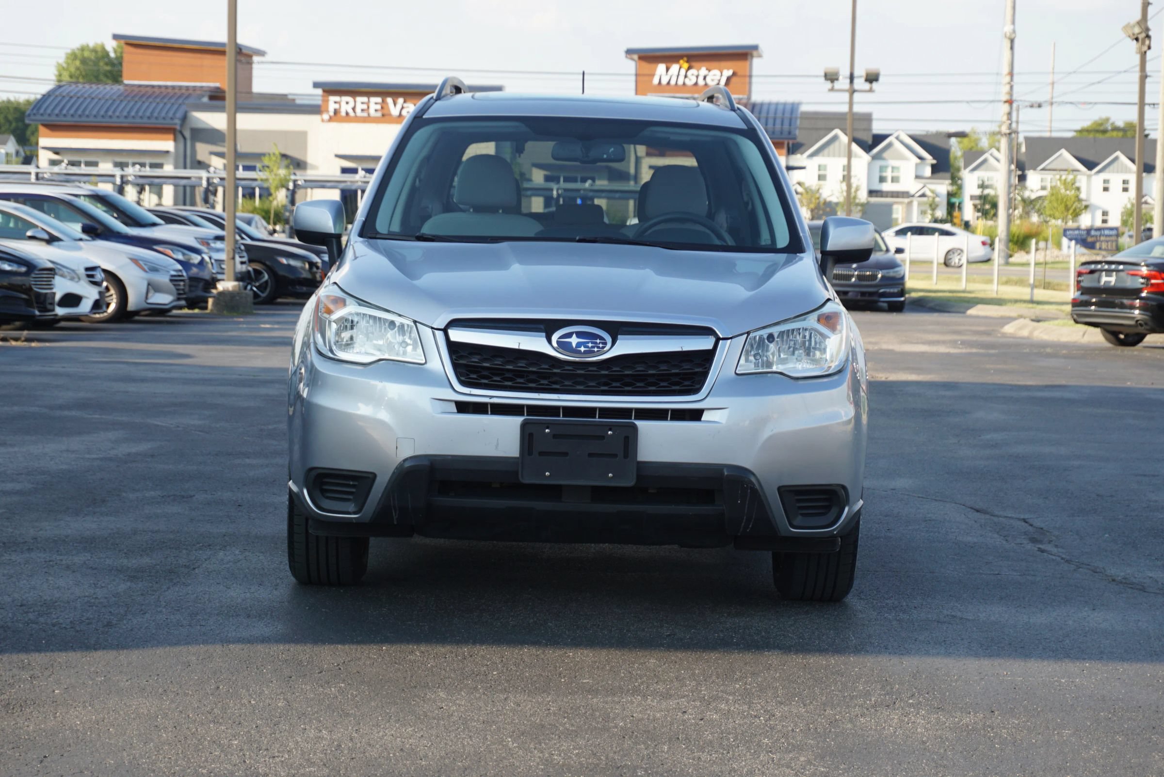 Used 2014 Subaru Forester 2.5i Premium w/ All-Weather Package AWD/4WD image 2