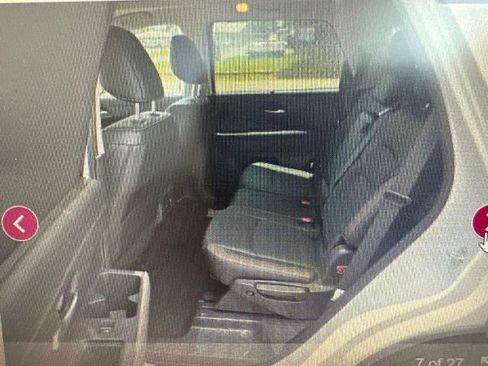 Certified 2025 Nissan Pathfinder Platinum w/ Cargo Package FWD image 4