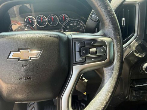 Used 2021 Chevrolet Silverado 2500 W/T w/ Gooseneck/5TH Wheel Package AWD/4WD image 16