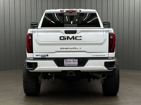 Used 2026 GMC Sierra 3500 Denali Ultimate w/ LPO, GMC Protection Package AWD/4WD image 4