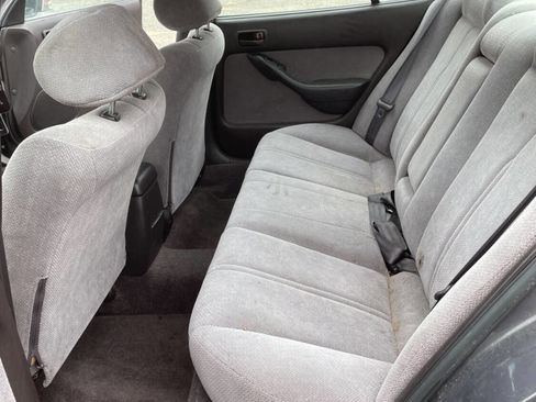 Used 1996 Toyota Camry LE image 5