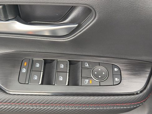 New 2026 Nissan Kicks SR w/ SR Premium Package image 18